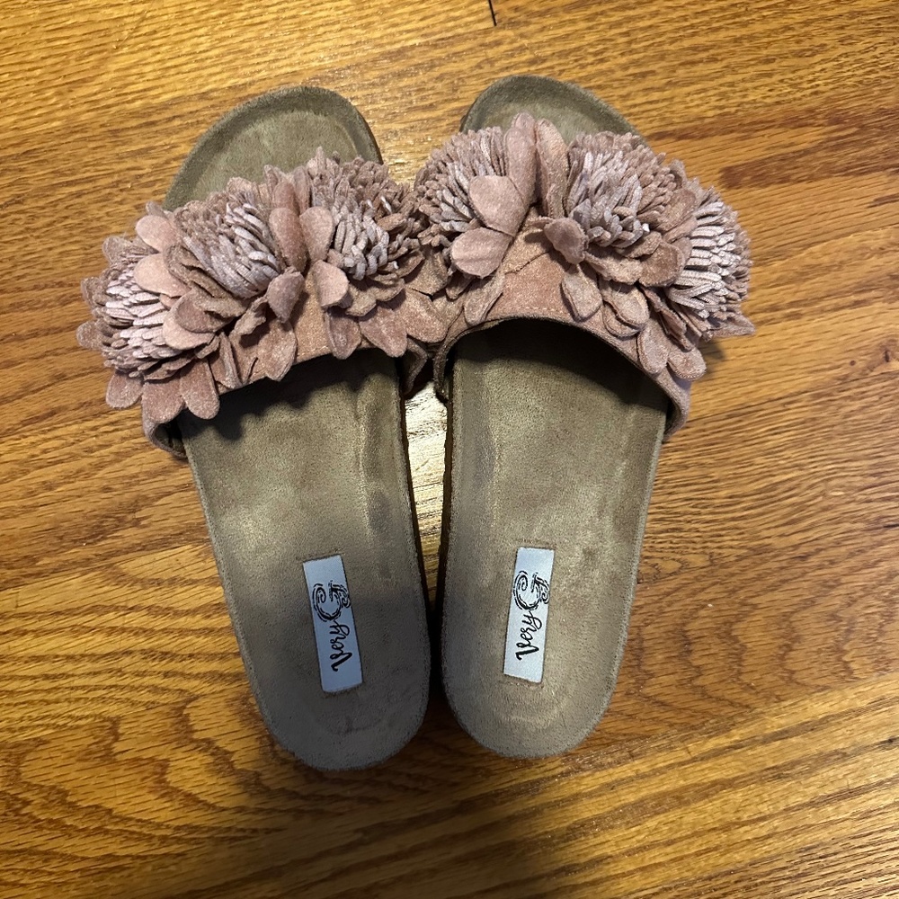Floral Slipons